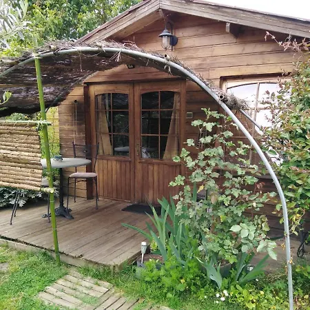 Pensjonat Le Du Jardin Cache 3*