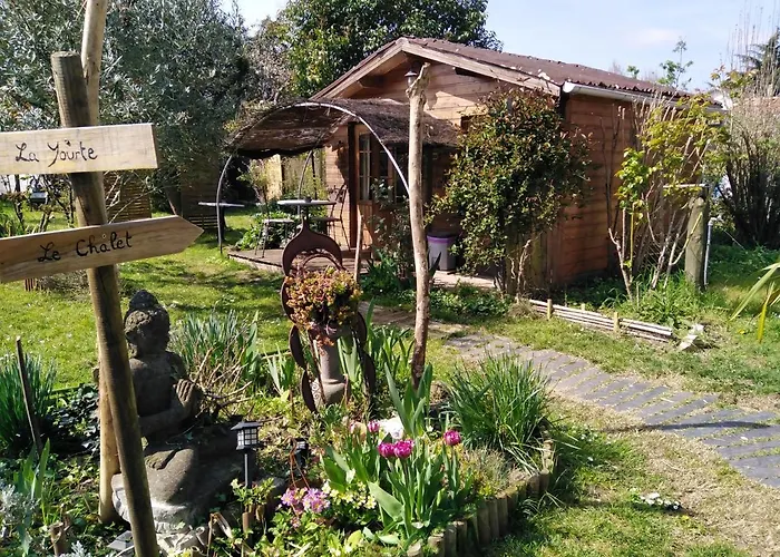 招待所 Le Du Jardin Cache